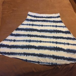 Lularoe Azure skirt size 2XL